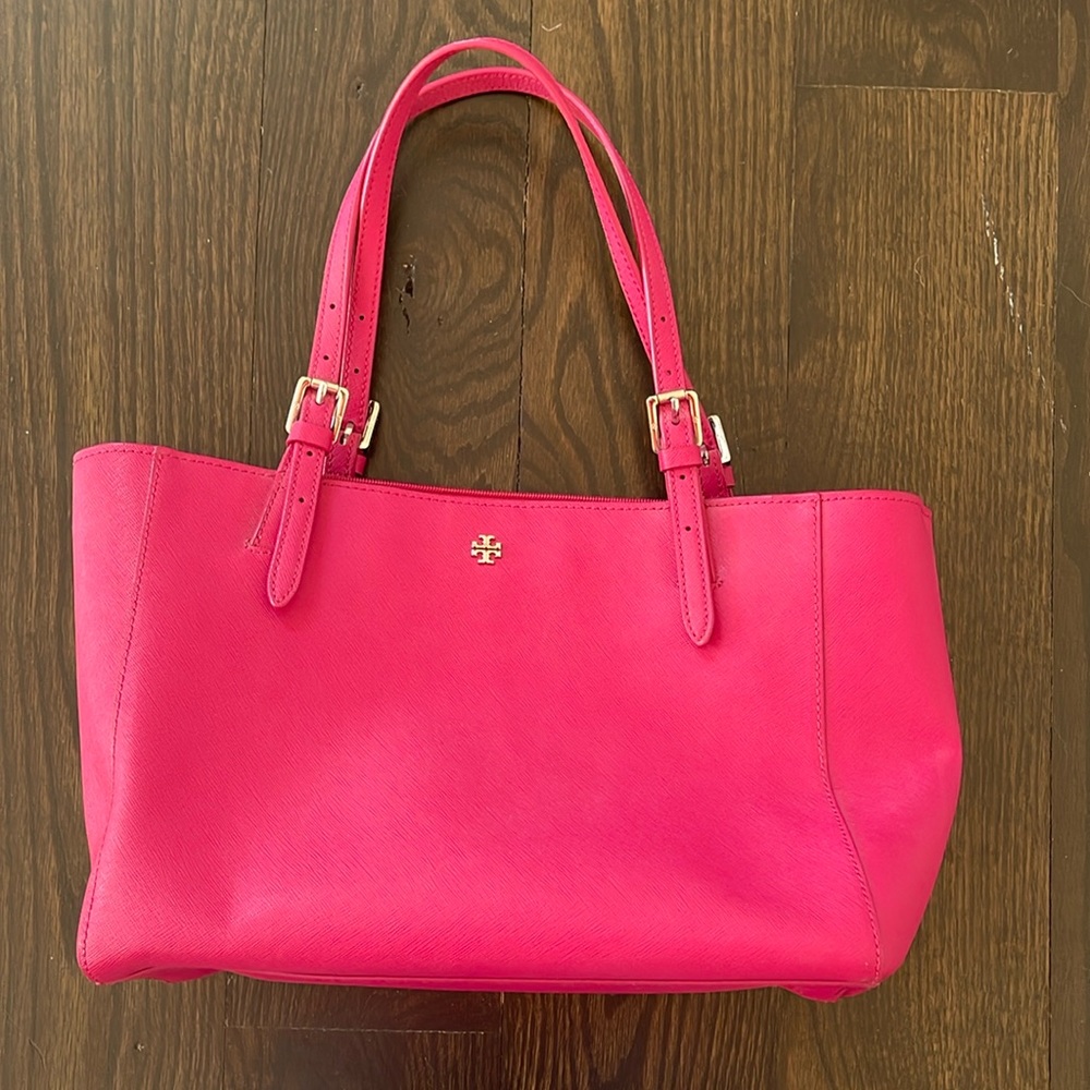 Tory Burch tote